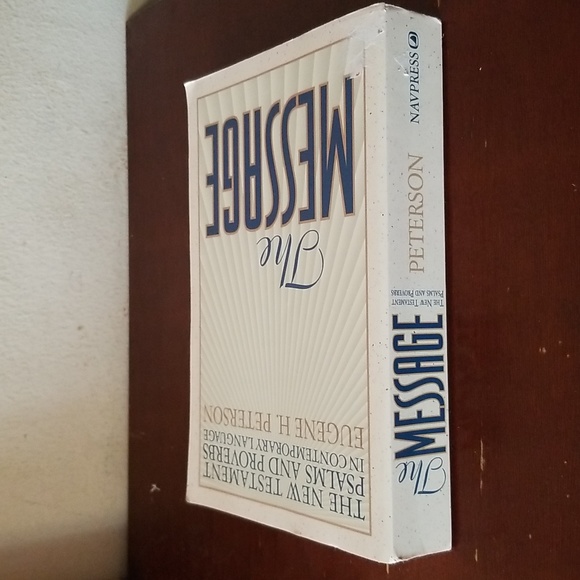 The Message Bible  New Testaments( Original 95 edition) - Picture 2 of 10